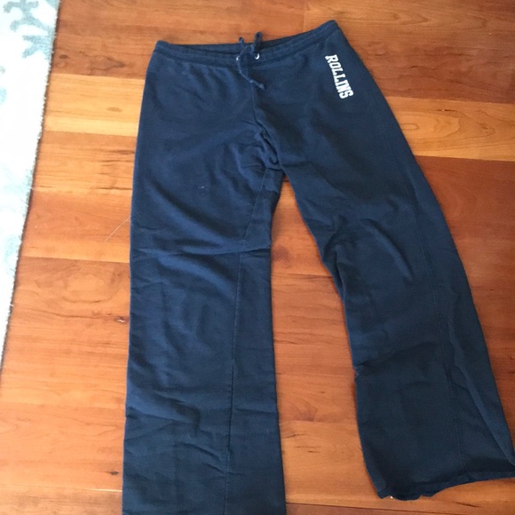 Work out bottoms is pajama bottoms - Picture 1 of 5